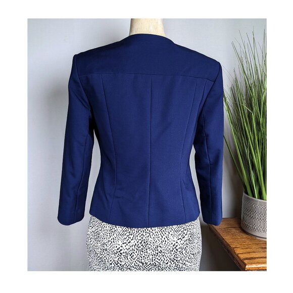EXPRESS Cropped 3/4 Sleeve No Button Stretch Blazer Jacket Sz 4 Navy Blue NWT - Picture 2 of 8